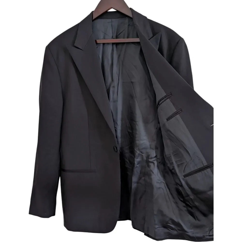 Thom Sweeney ​this stunning